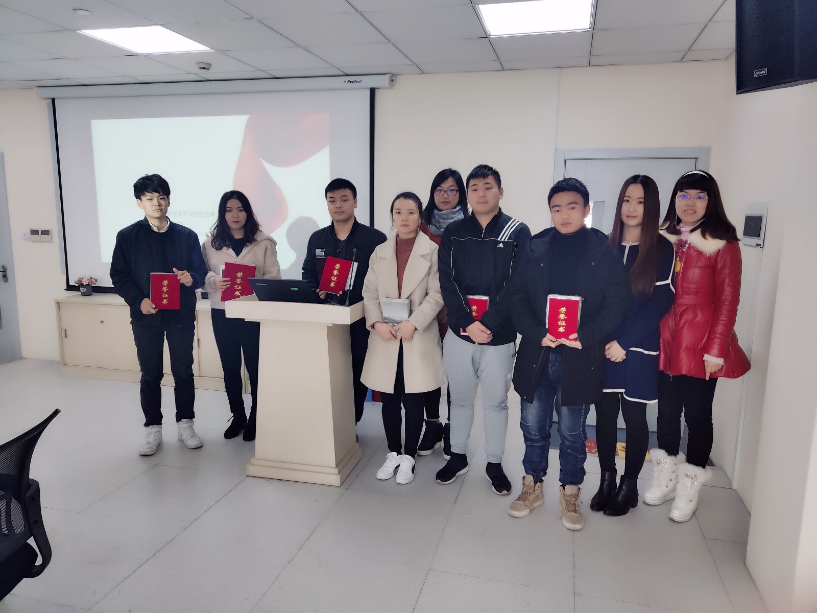 微信图片_20181217101414.jpg